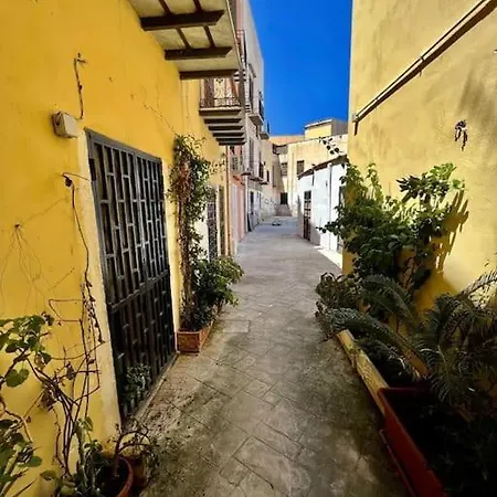 Calacasa * باليرمو